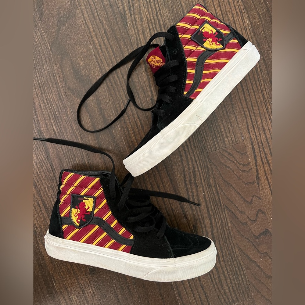 Harry Potter Vans Gryffindor Sk8-Hi, Youth